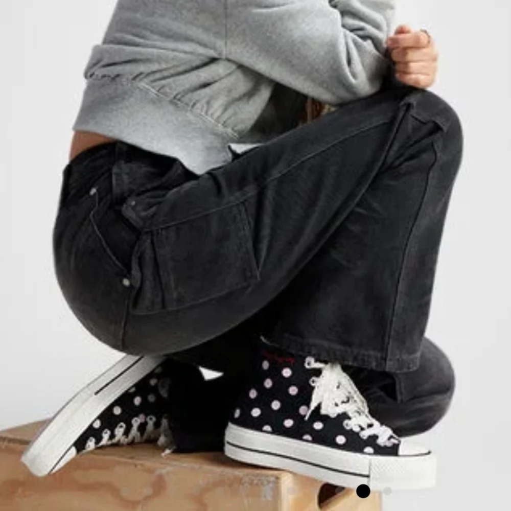 Sold CTAS Lift Hi Polk-A-Dot Platform/Lifestyle Shoes Size 7.5 for Women - Picture 2 of 11